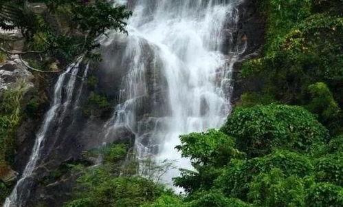 十二台瀑布爆料视频,震撼视频揭秘自然奇观  第2张